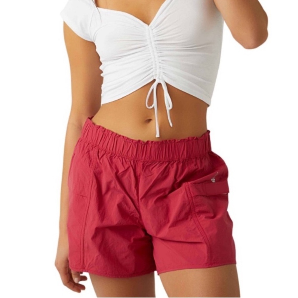 FREE PEOPLE FP Movement In The Wild Short Size S NWT - Picture 2 of 16